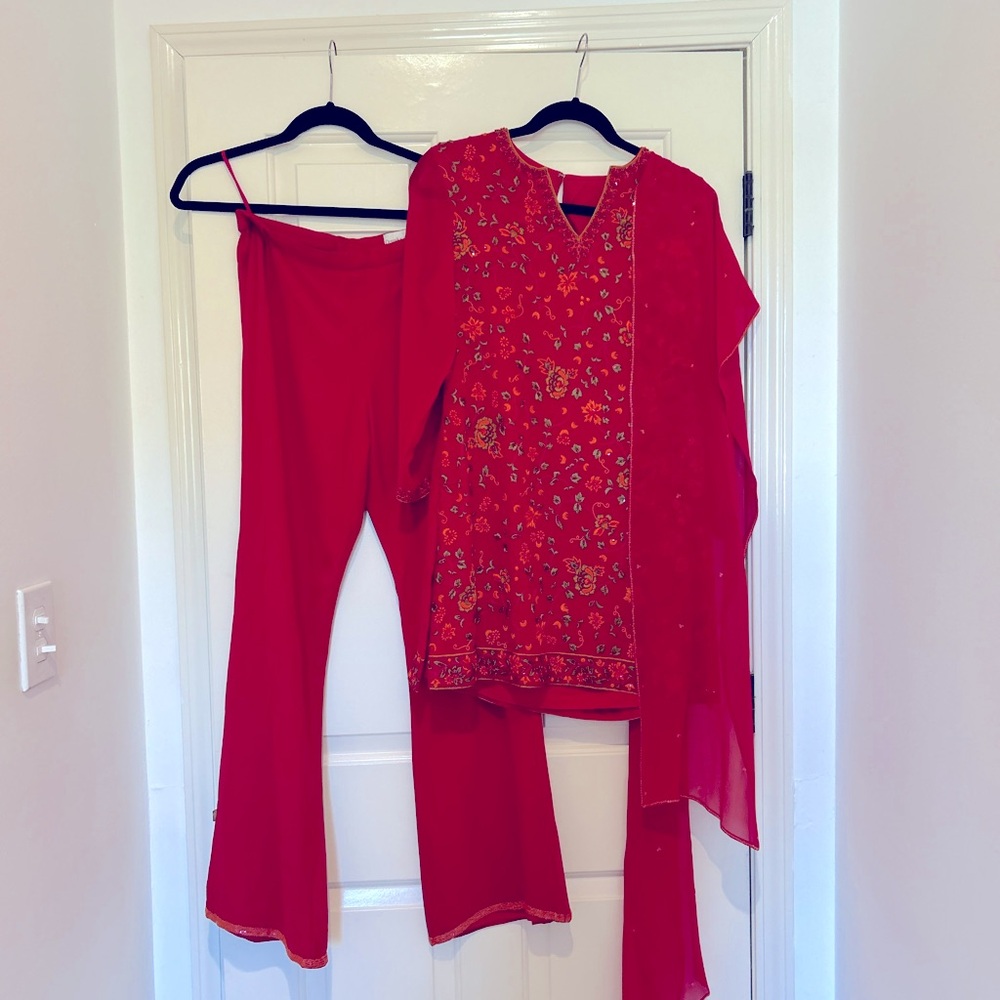 Red embroidery, georgette suit with pant, stole